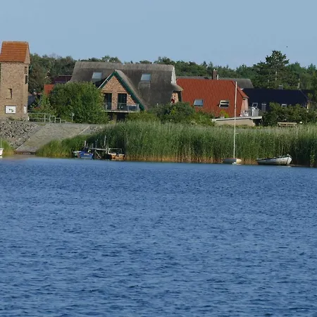 Haus Am Deich Feriendomizil Mit Terrasse Appartamento