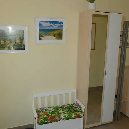 Haus Am Deich Feriendomizil Mit Terrasse 아파트 바베